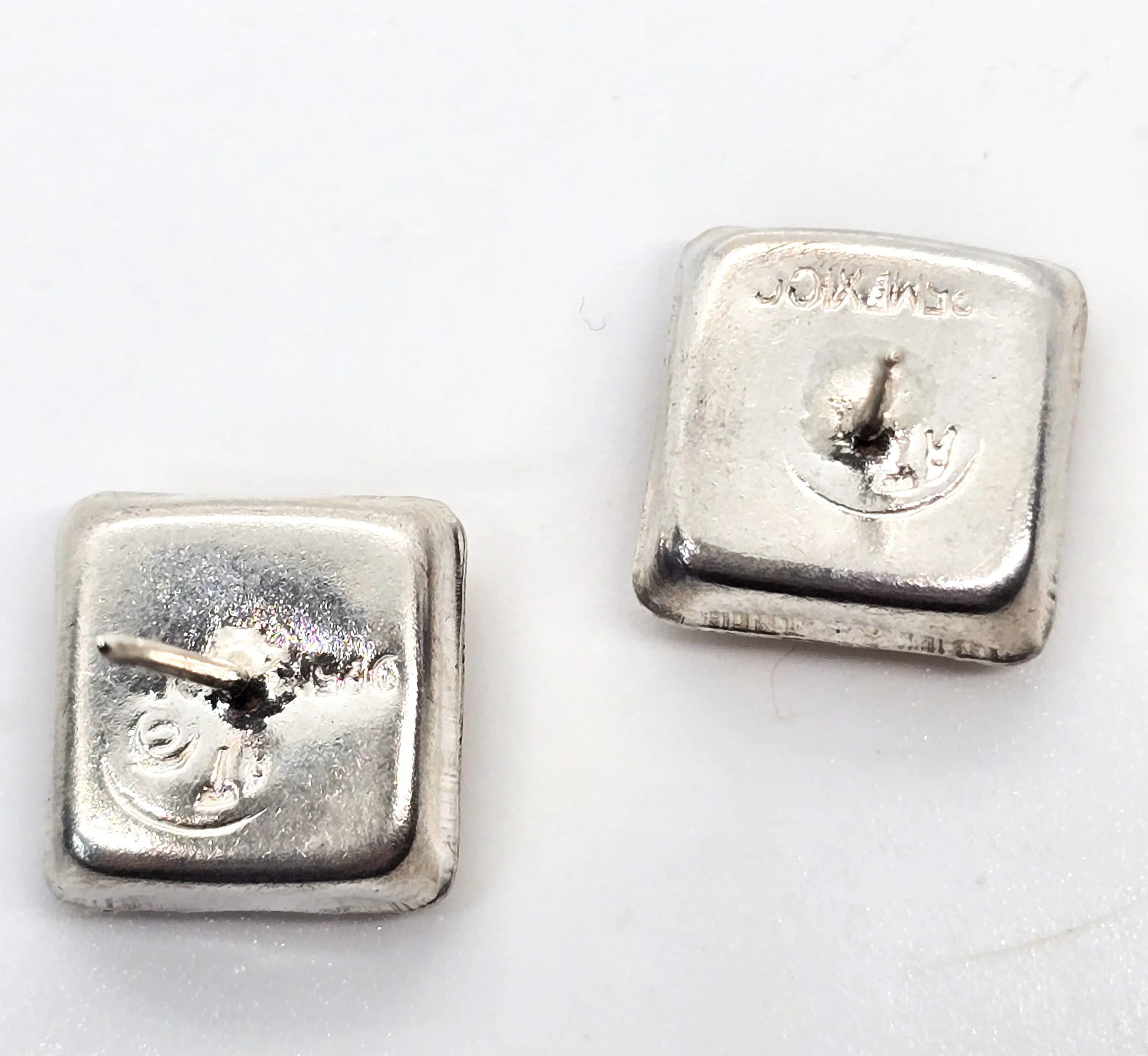 Annika Witt ATI dried flower acrylic natural signed sterling silver stud earrings