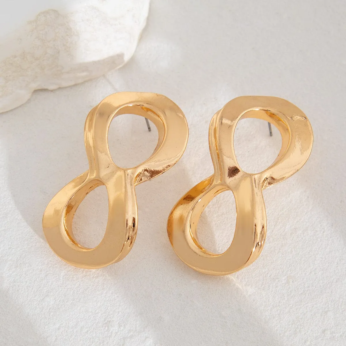 Chic Metallic Infinity Symbol Stud Earrings