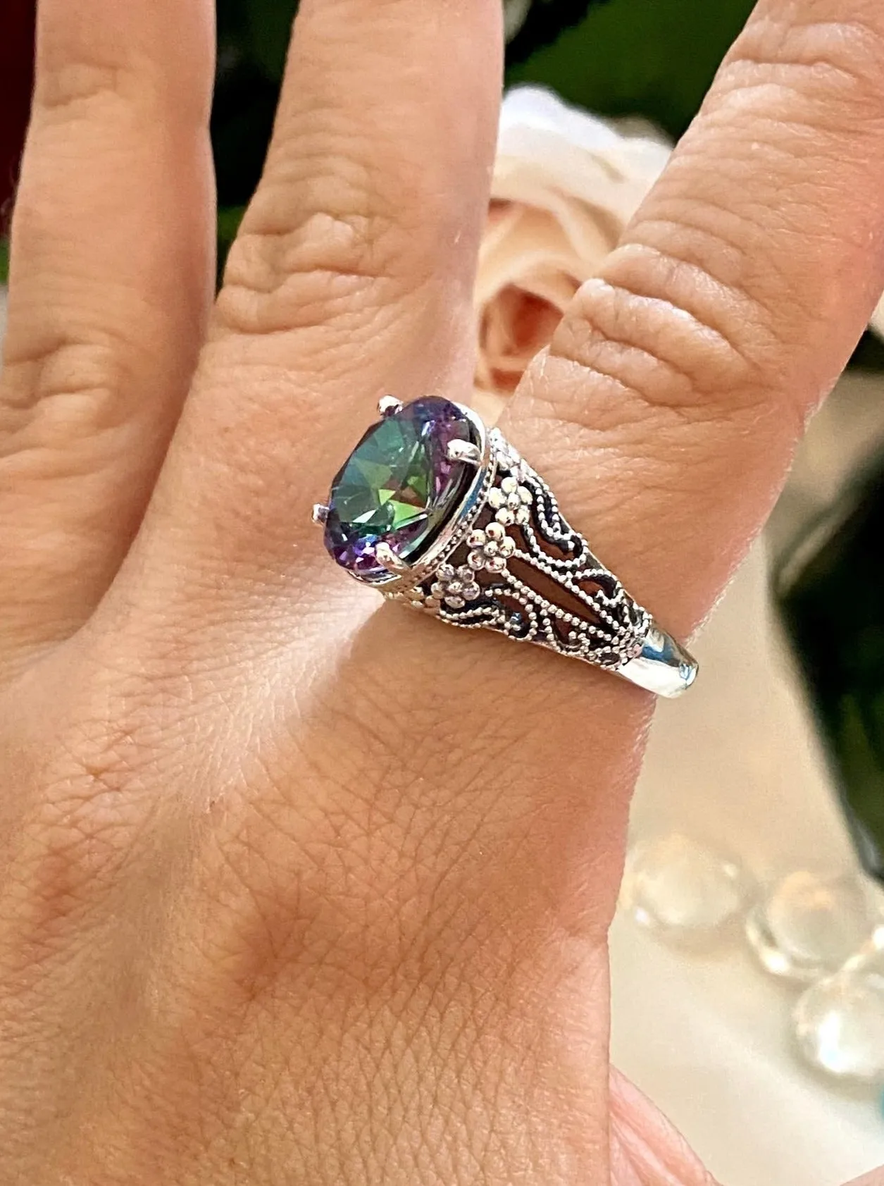 D171 Blossom Ring, Natural or Simulated Oval Gemstone, Vintage Jewelry D171