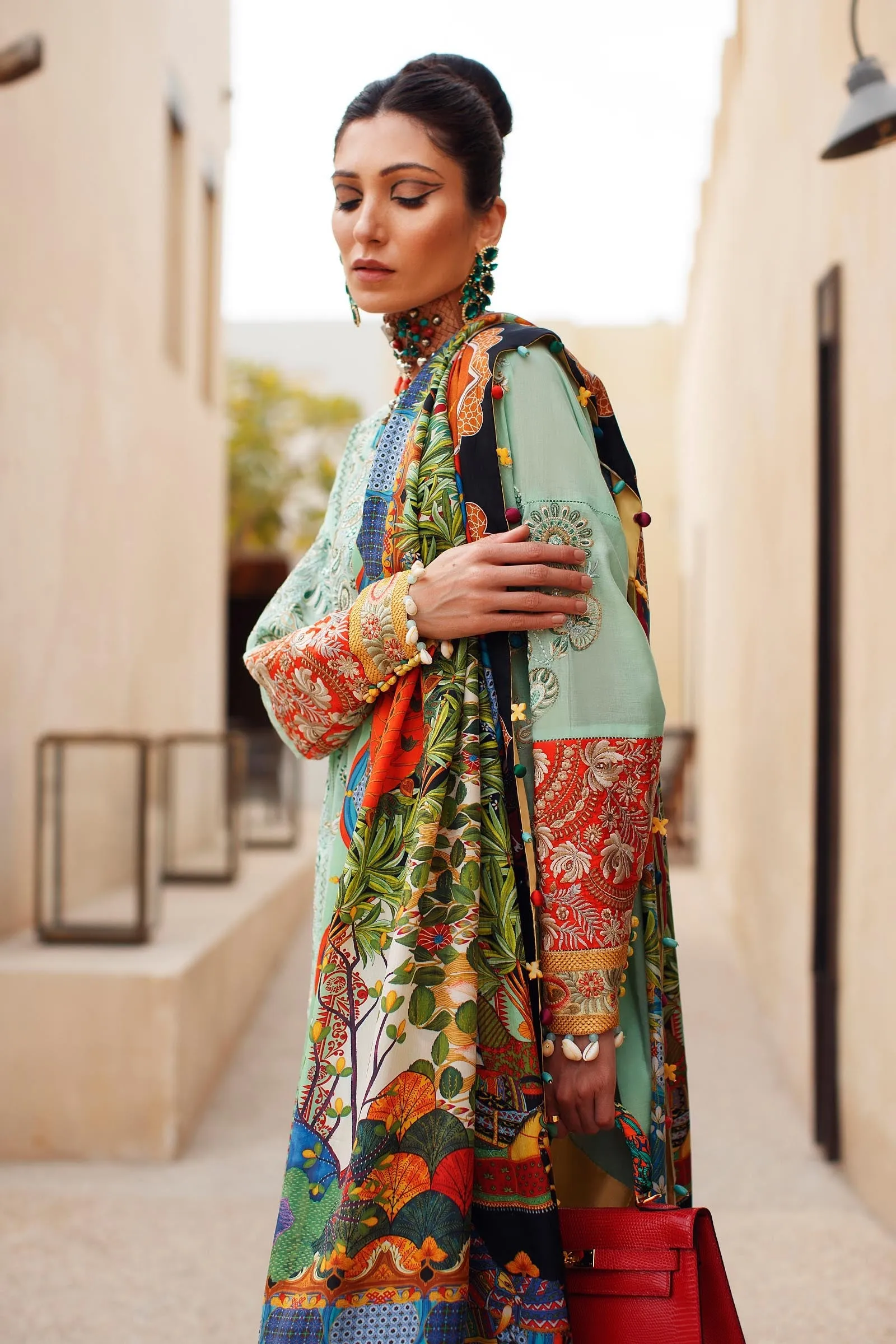 EL22-09 B (NIMA)  | Elan Lawn 2022 | Unstitched Embroidered Lawn Suit