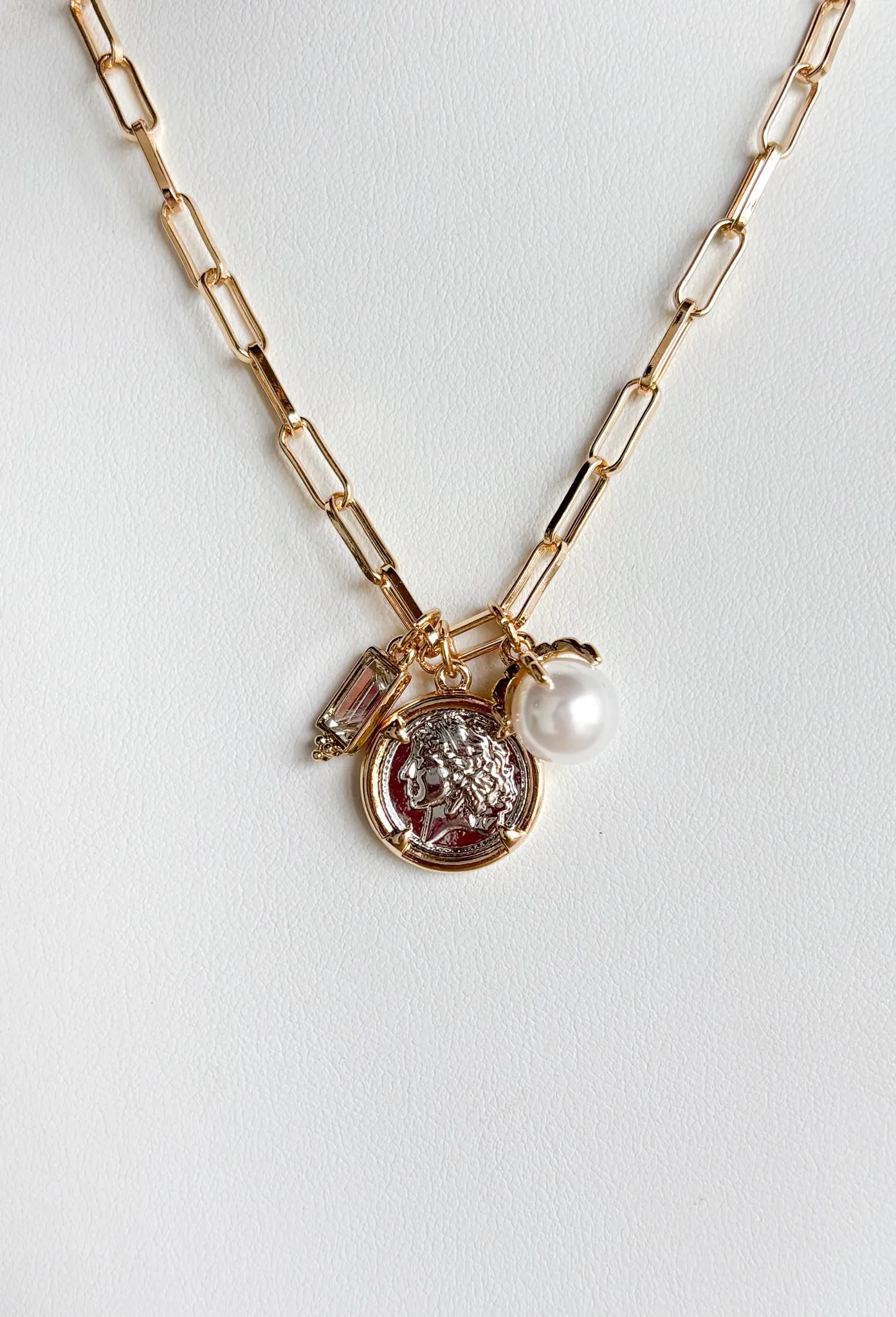 First Glances Necklace in Gold