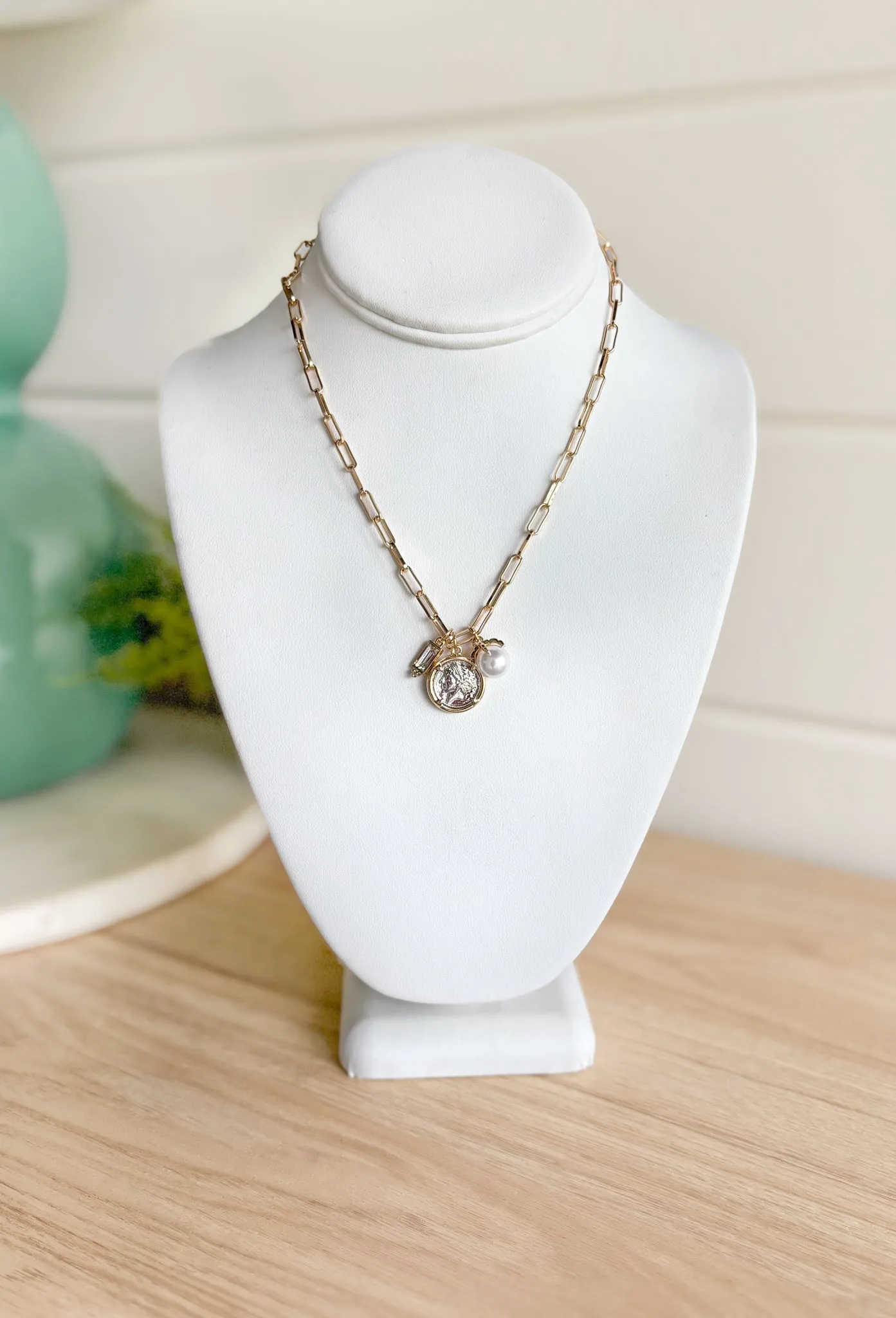 First Glances Necklace in Gold