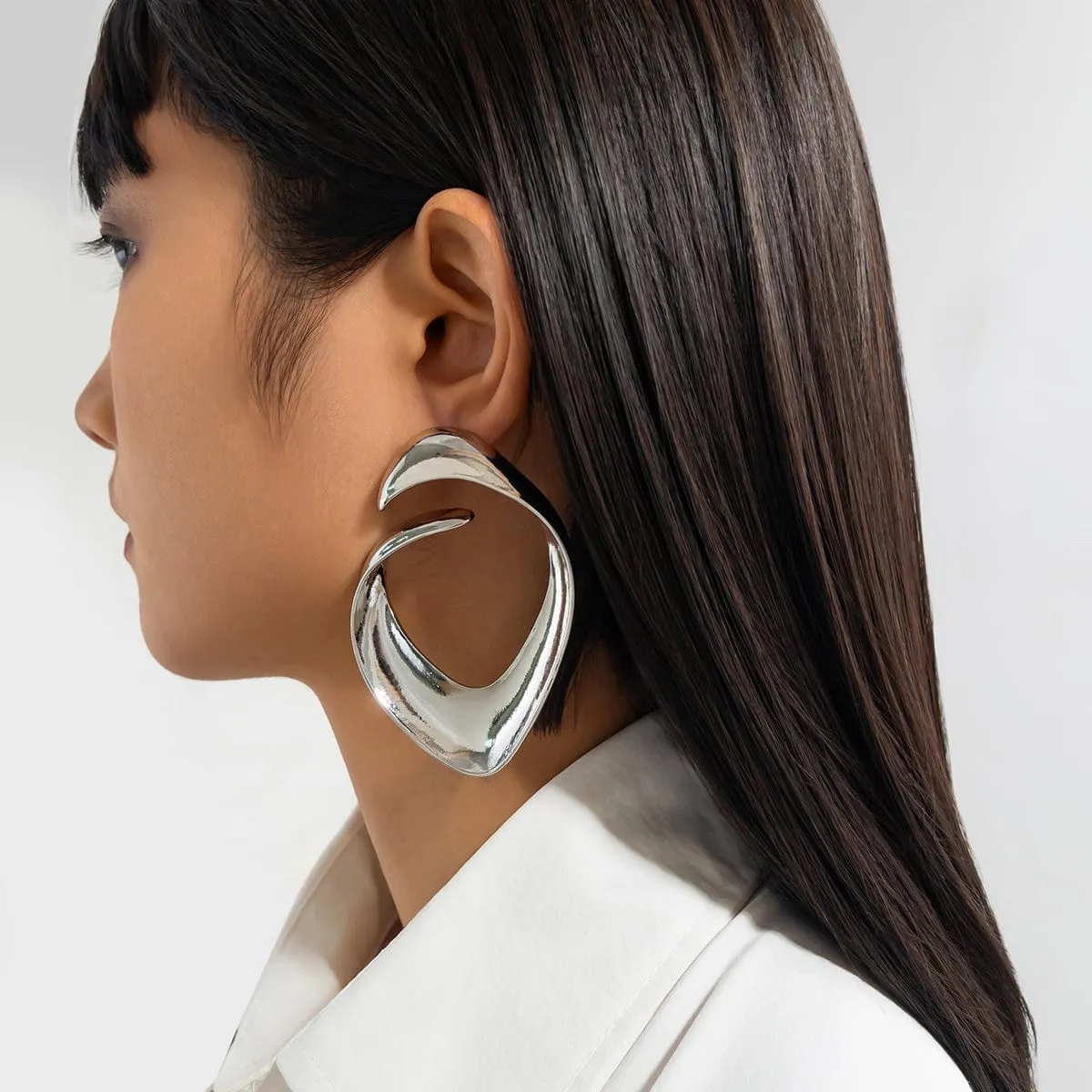 Geometric Chunky Irregular Curl Stud Earrings
