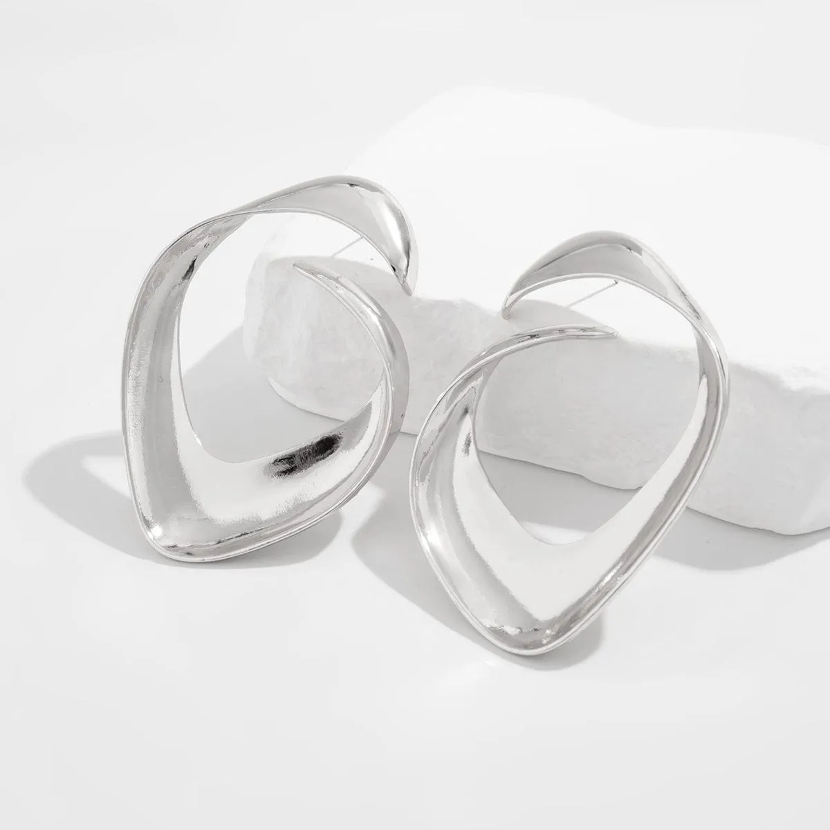 Geometric Chunky Irregular Curl Stud Earrings