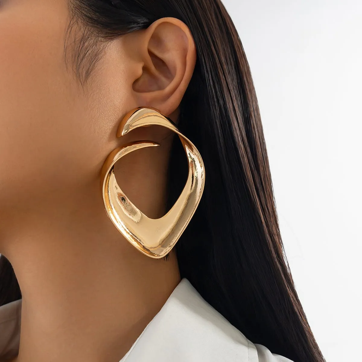 Geometric Chunky Irregular Curl Stud Earrings