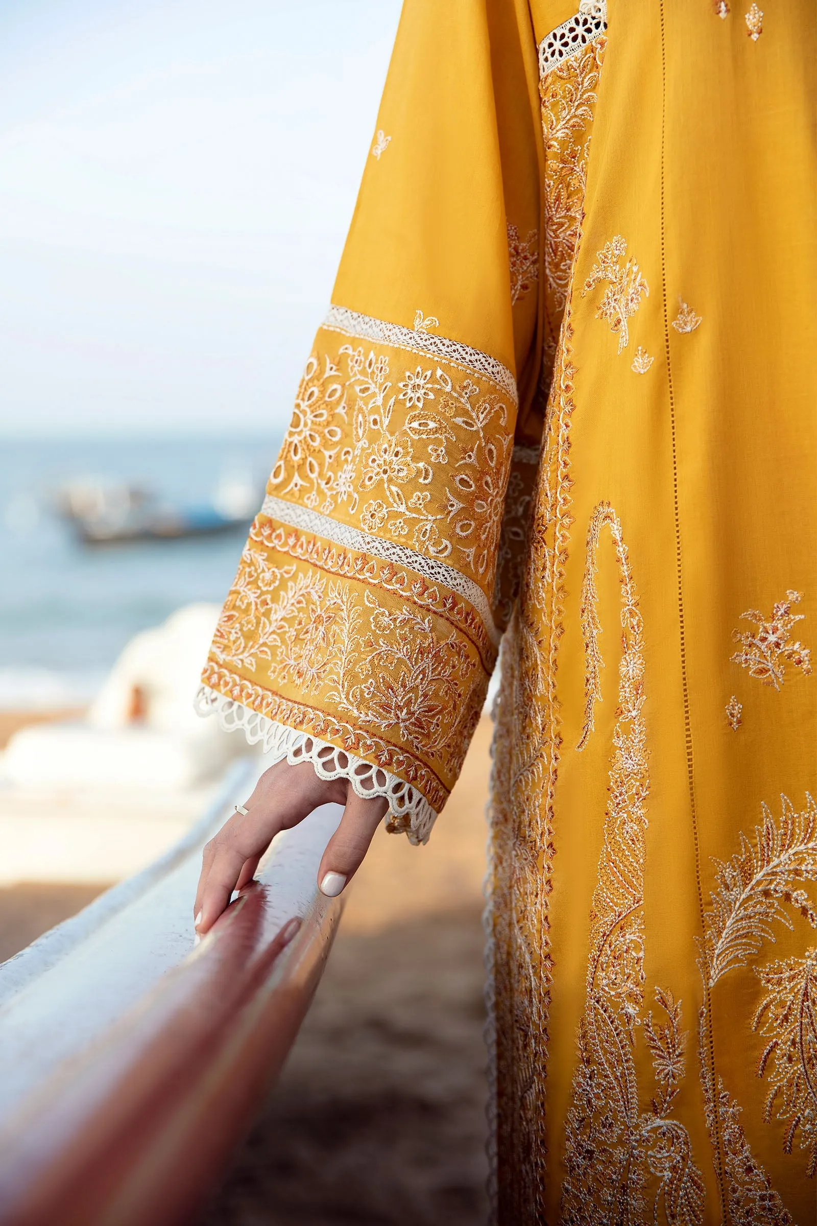 ISKELE (ZL23-01 B) | Zaha Lawn Collection 2023 | Embroidered Unstitched Lawn Suits