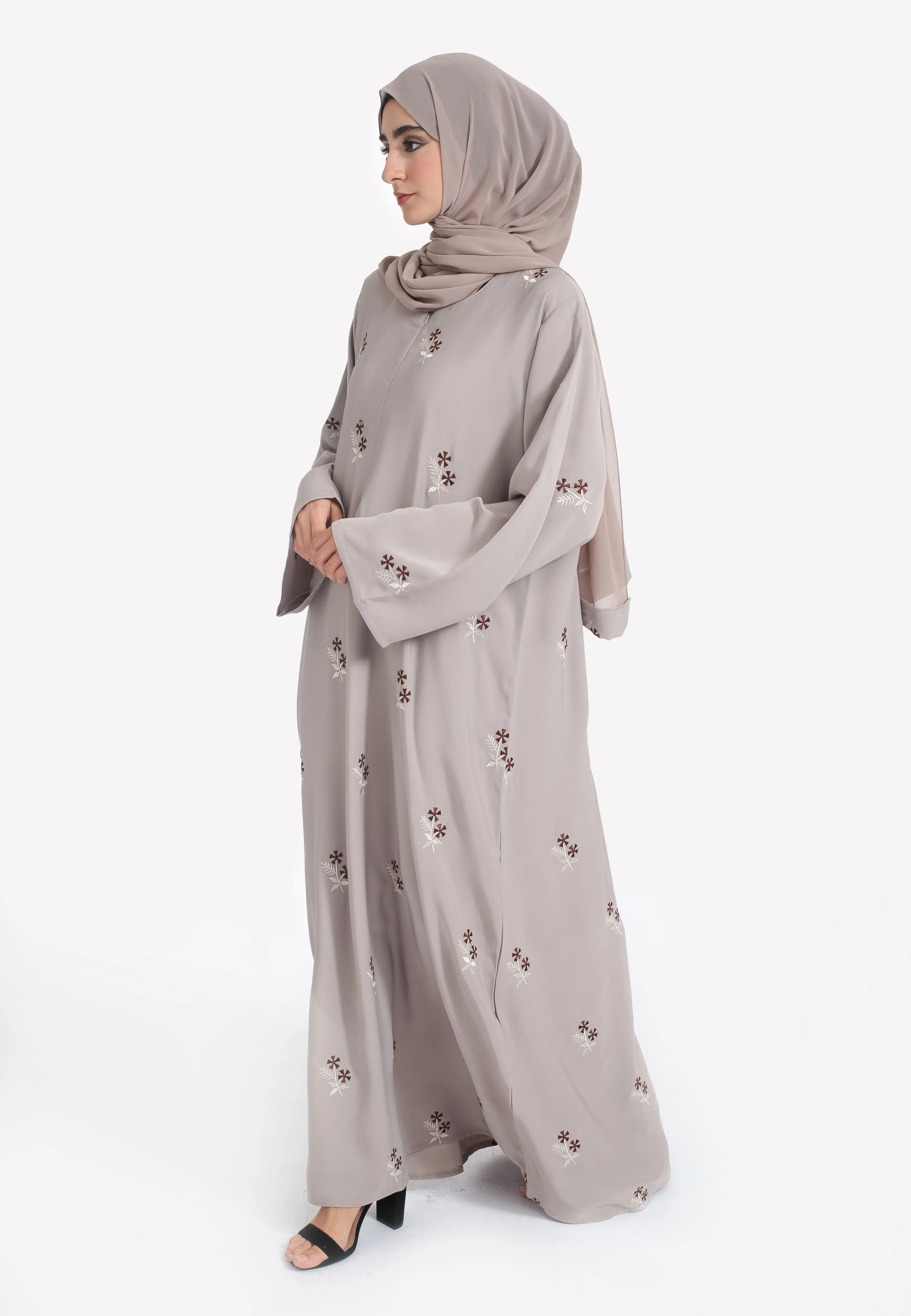 Jasmine Star Embroidered Closed Abaya With Zip - Taupe