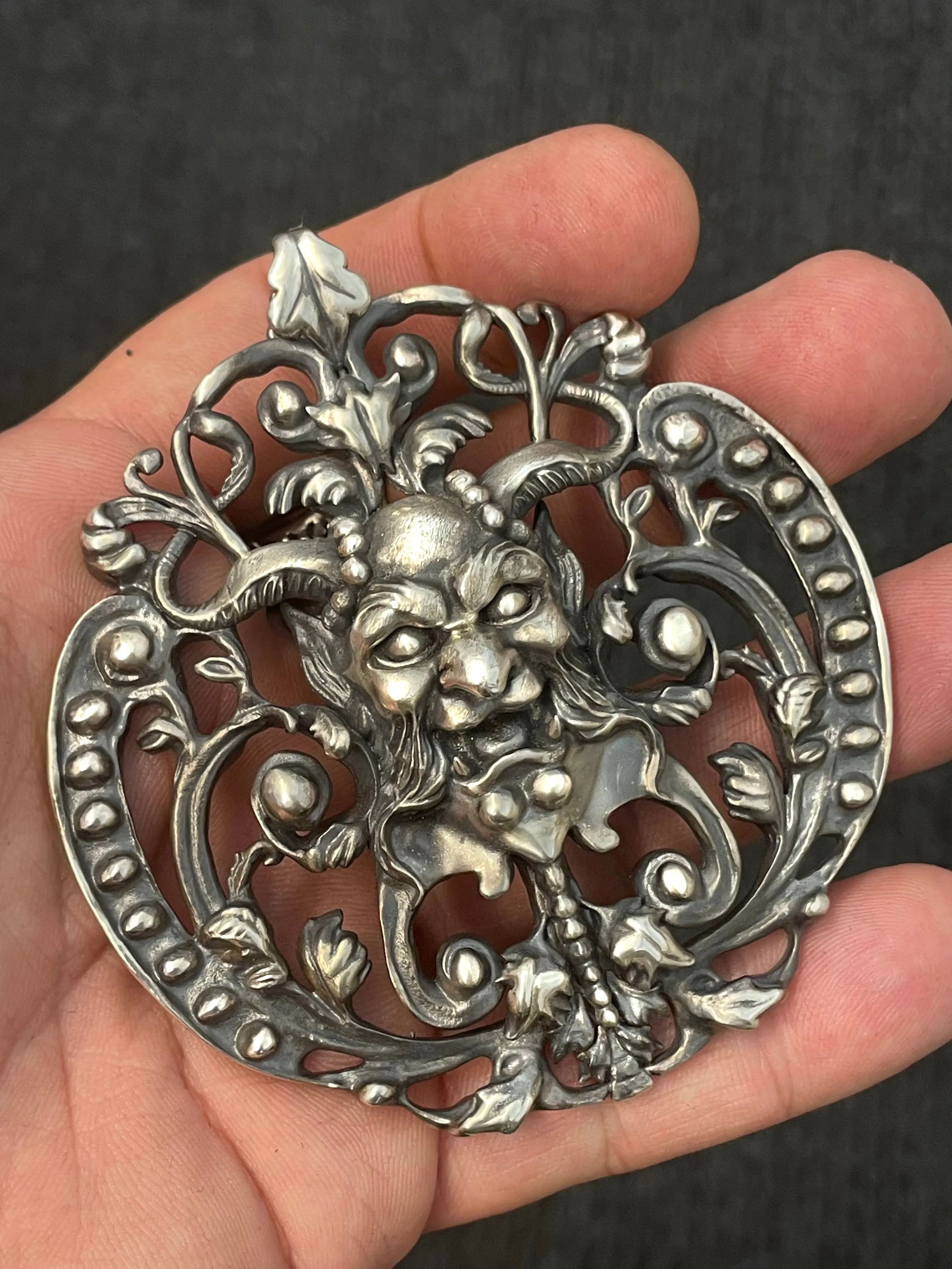 Large Deicide Devil's Amulet
