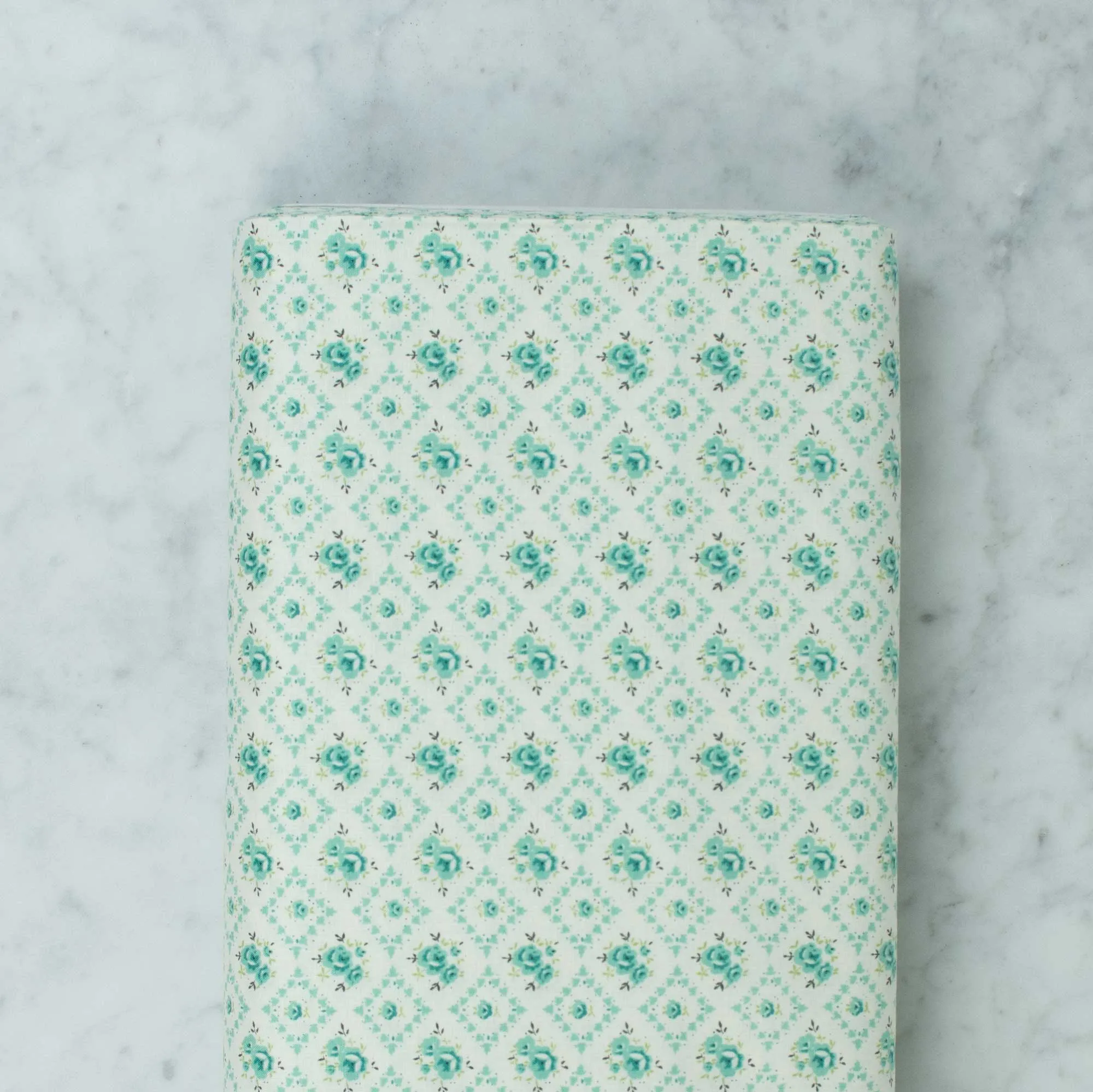 Live Life Collection - Sweet Rose Pattern - Green
