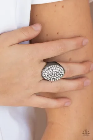 Paparazzi Bling Scene Ring Black