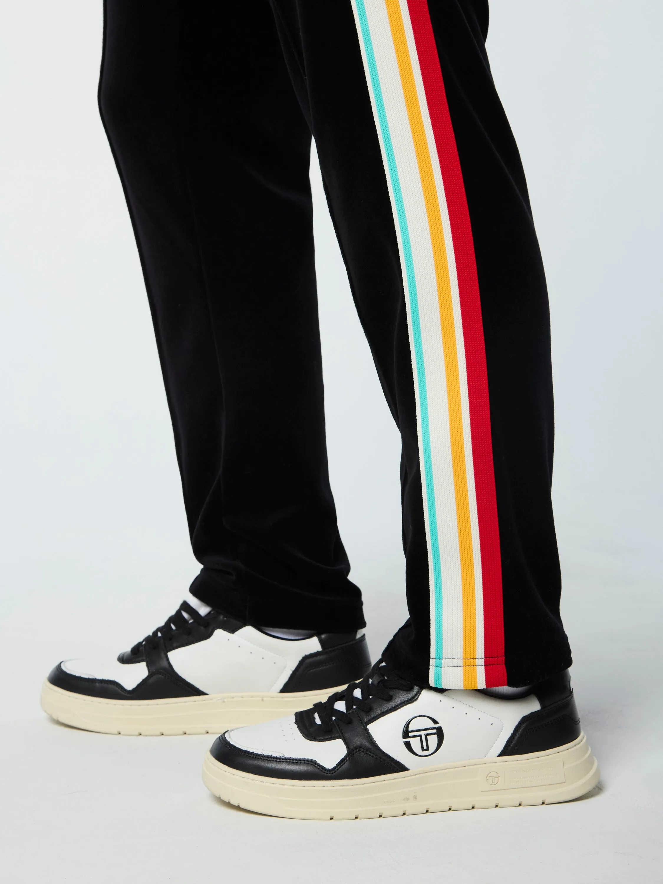Slice Track Pant- Black/ Black
