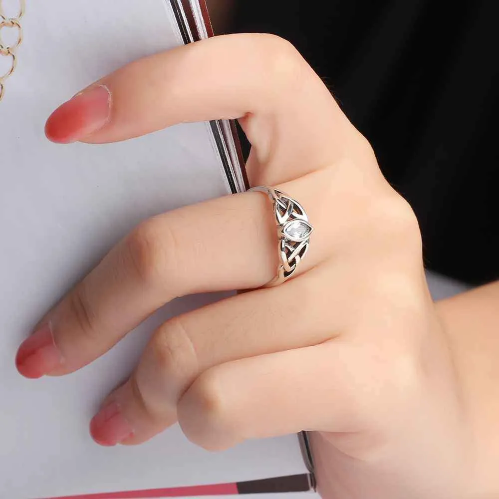 Sterling Silver Flowers Pattern Ring