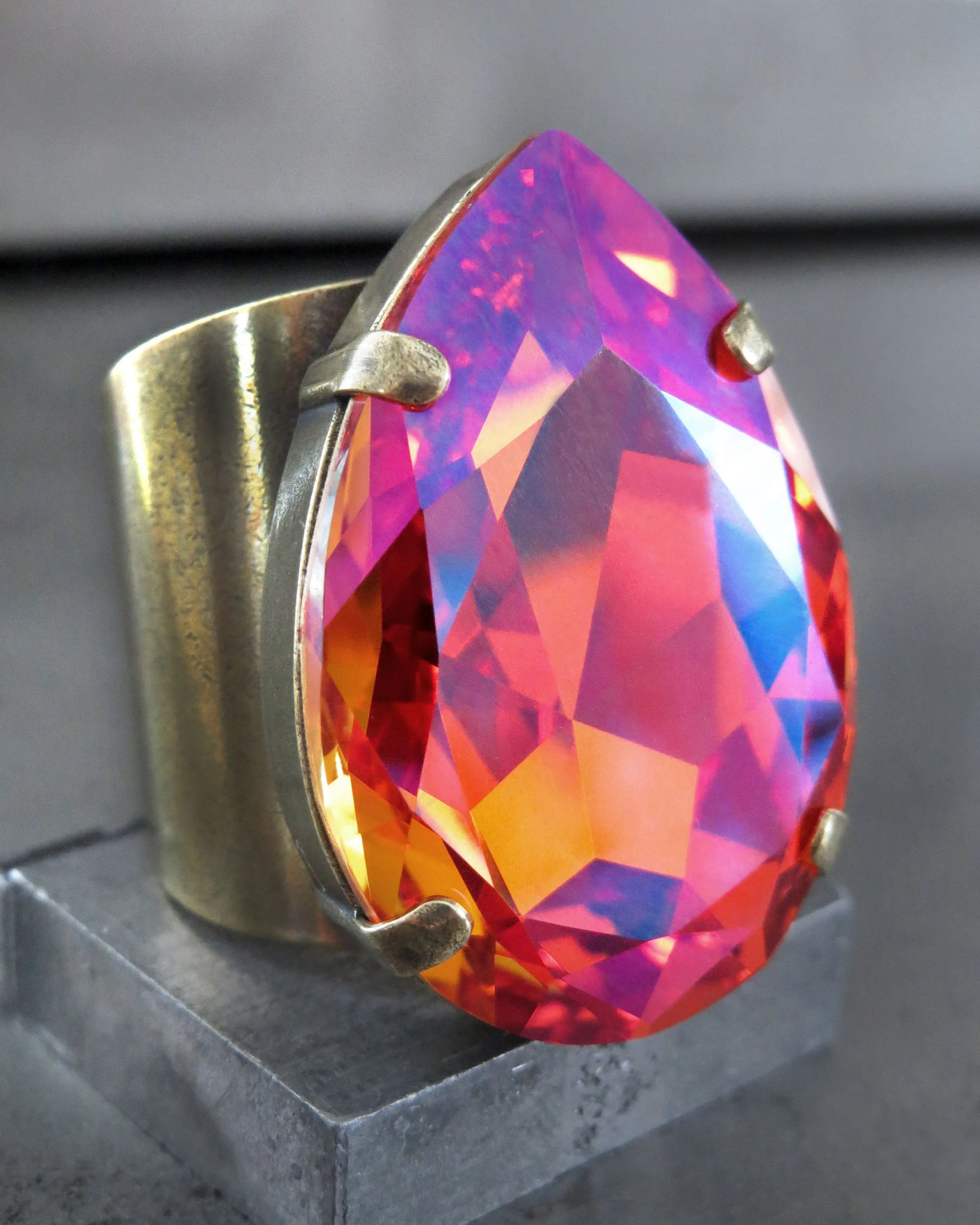 SULTRY SUNSET - Brilliant Orange & Hot Pink Crystal Ring