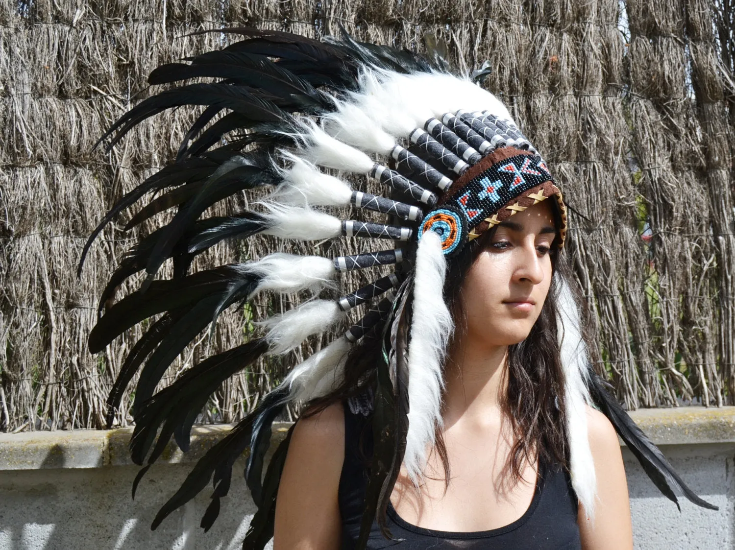 X24 - Stunning Indian Headdress Natural rooster feathers
