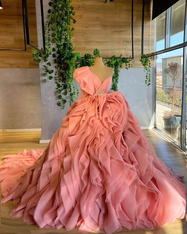 Yellow Quinceanera Dresses Ball Gown Organza Skirt Ruffles Puffy Strapless Bodice Beaded Sweet 16 Dresses 803101