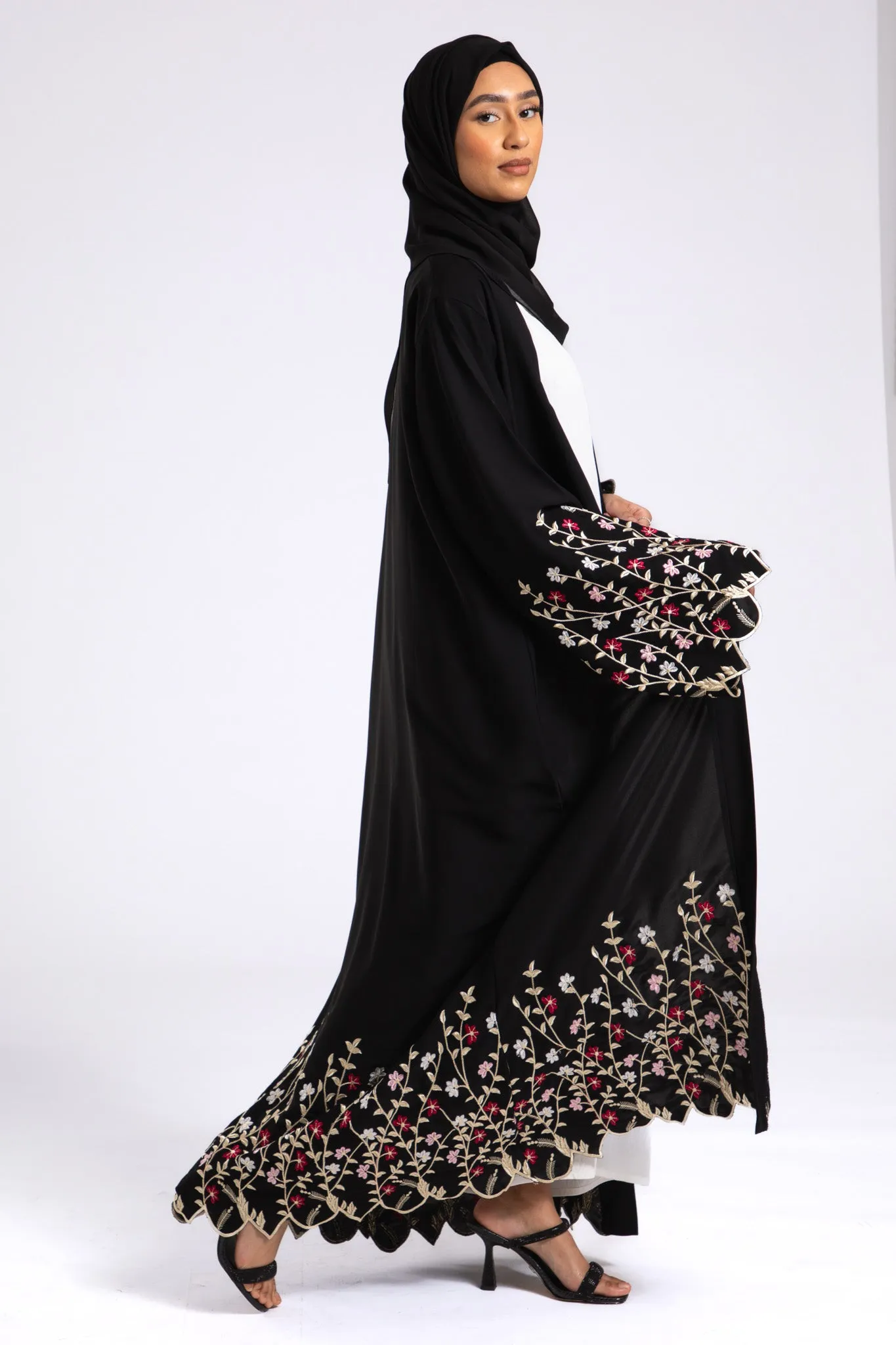 Zadina Blooming Flowers Embroidered Open Abaya