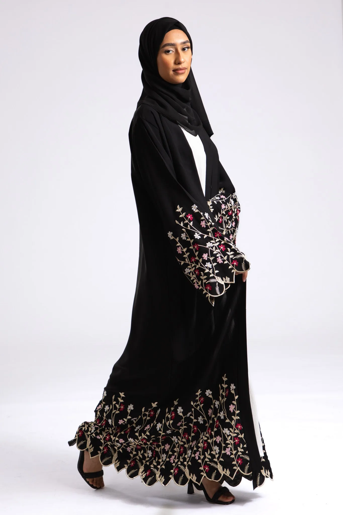Zadina Blooming Flowers Embroidered Open Abaya